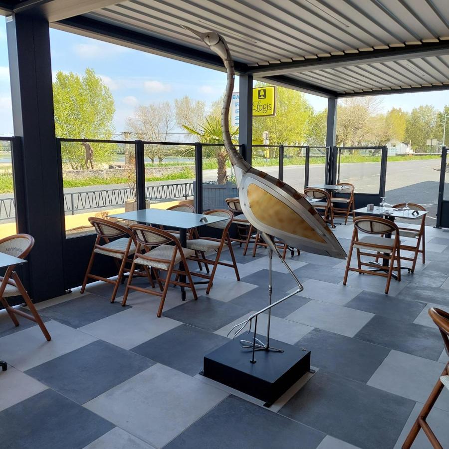 Logis Hotels - Au Poisson D'Argent - Hotel 3 Etoiles Et Restaurant Le Mesnil-en-Vallée Eksteriør billede